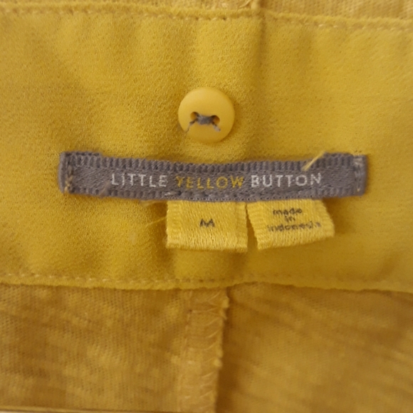 Anthropologie Little Yellow Button Shirt Size M - Picture 3 of 7